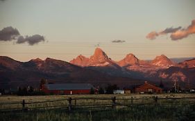 Teton Peaks Resort